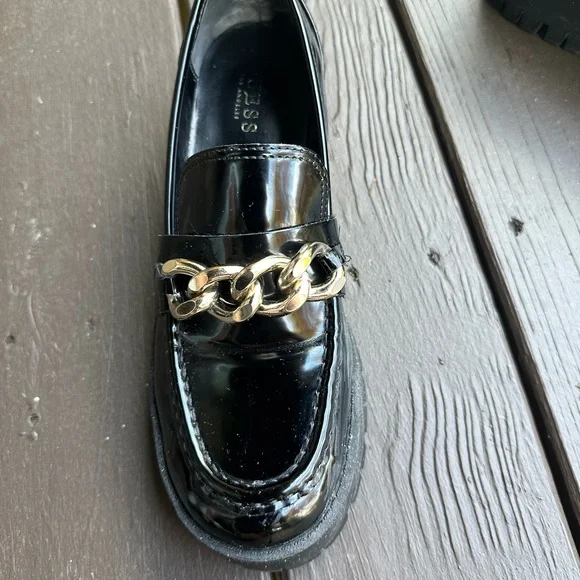 Guess Hillford Lug Sole Loafers Chunky Platform Women’s US 10M Gold Chain - Picture 4 of 11